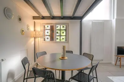 Coin salon dans l'établissement Appartement spacieux, proche gare, Lyon 3e