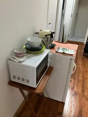 Cuisine ou kitchenette dans l'établissement Chambre de shanny