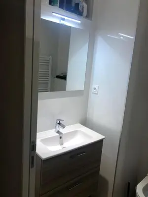 Salle de bains dans l'établissement Chambre de shanny