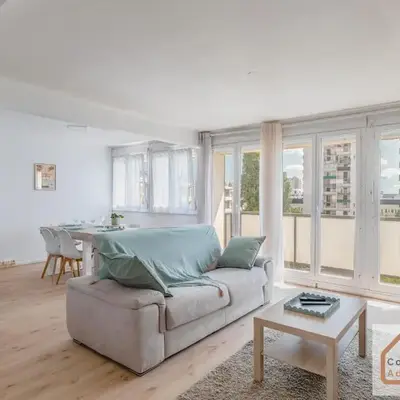 La Belle Escale - appartement lumineux à proximité d'Eurexpo