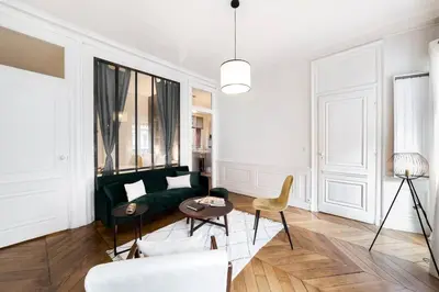 Coin salon dans l'établissement Appartement bourgeois, deux chambres, Bellecour