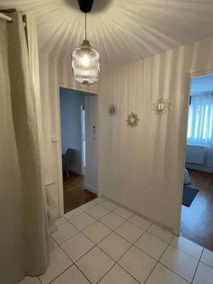 Un ou plusieurs lits dans un hébergement de l'établissement Appartement T4 charmant bien situé, Charpennes