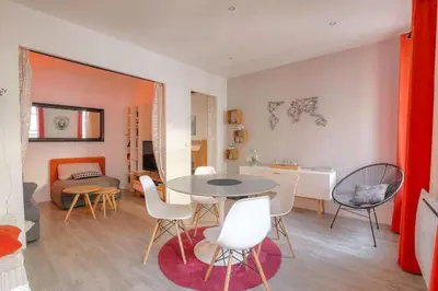 Coin salon dans l'établissement Super appartement idéalement situé, Lyon 6eme