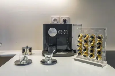 Boissons dans l'établissement Superbe studio, Tête d'or, Lyon