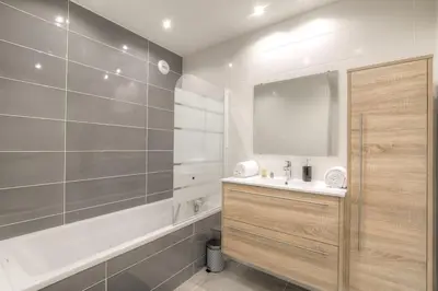 Salle de bains dans l'établissement Appartement spacieux et moderne, Lyon 6ème