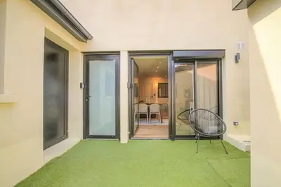 Plan de l'établissement Bright & Cozy Apartment in Villeurbanne, near Lyon