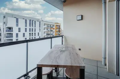 Balcon ou terrasse dans l'établissement Appartement bien équipé avec parking, Lyon 8
