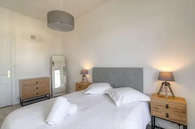Un ou plusieurs lits dans un hébergement de l'établissement Bel appartement lumineux, Croix-Rousse - Hôpitaux