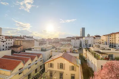 Vue générale sur Lyon ou vue de la ville depuis l'appartement