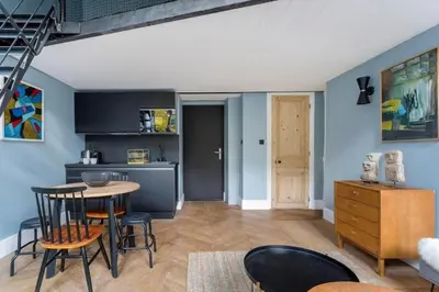 Cuisine ou kitchenette dans l'établissement L'Auguste, proche Opéra et climatisé, Lyon 1