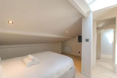 Un ou plusieurs lits dans un hébergement de l'établissement T3 spacieux en duplex, 2 chambres, Villeurbanne