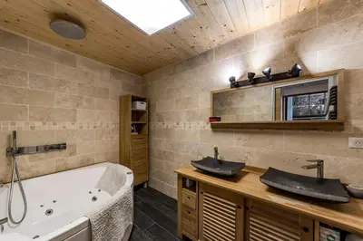 Salle de bains dans l'établissement All in Lyon | Duplex des Pentes de la Croix-Rousse
