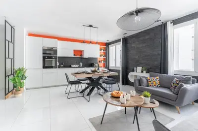 Cuisine ou kitchenette dans l'établissement L'Amharique - À Lyon, 5min de la gare Part-Dieu