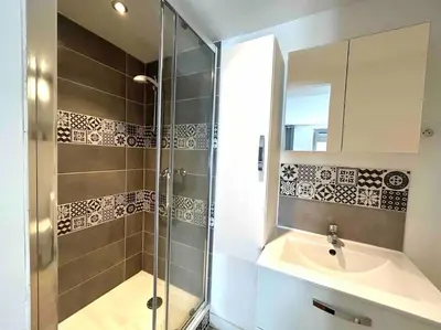 Salle de bains dans l'établissement Hyper Centre Charmant T2 idéalement situé
