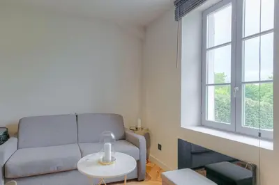 Coin salon dans l'établissement Joli T1 pour 4, Champagne, Monts d'Or, Lyon
