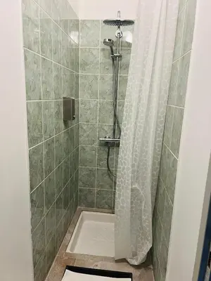 Salle de bains dans l'établissement Les terres du Sotison