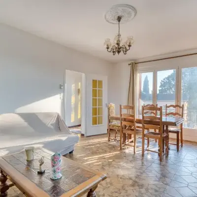 Le Repaire des Travailleurs - Balcon Privé - Jonage
