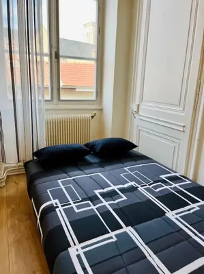 Un ou plusieurs lits dans un hébergement de l'établissement République 3, Gare, Centre-ville