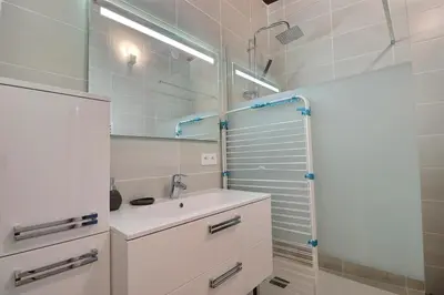Salle de bains dans l'établissement Le Trois Maries - Cozy Apartment - Lyon 5th