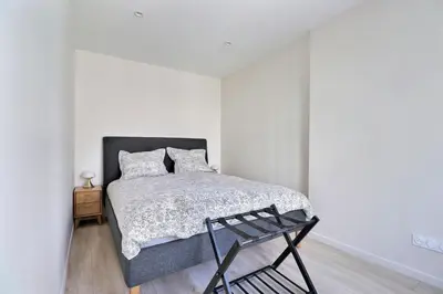 Un ou plusieurs lits dans un hébergement de l'établissement The Monplaisir - Magnificent T2 apartment - Lyon 8th