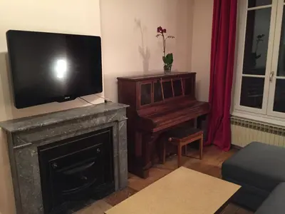 Télévision ou salle de divertissement dans l'établissement Appartement, Lyon, Villeurbanne