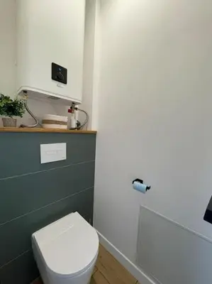 Salle de bains dans l'établissement Studio Ô terrasses de Virieu