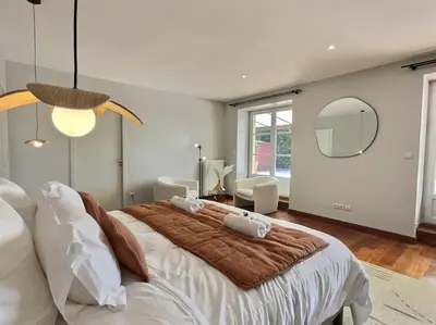 Un ou plusieurs lits dans un hébergement de l'établissement La maison de Vincent de Miss K