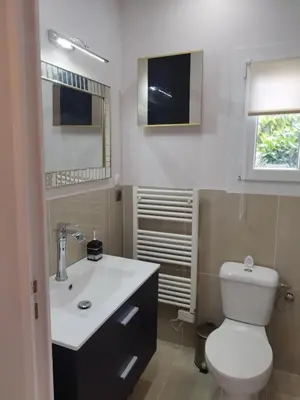Salle de bains dans l'établissement Appartement dans Villa Borghese