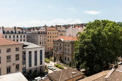 Vue générale sur Lyon ou vue de la ville depuis l'appartement