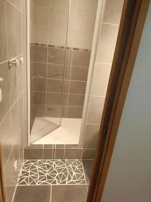 Plan de l'établissement Chambre avec salle de bain privative - Literie qualité - Calme - Simplicité