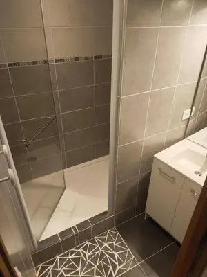 Plan de l'établissement Chambre avec salle de bain privative - Literie qualité - Calme - Simplicité