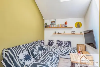 Un ou plusieurs lits dans un hébergement de l'établissement Maison à Lyon Parilly avec Piscine, Jardin, Parking Privé & Proche Eurexpo