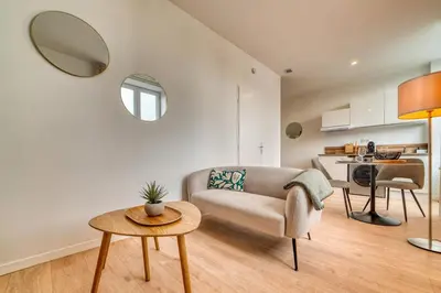 Coin salon dans l'établissement L'Amandier - Superbe appart au coeur de Lyon 5