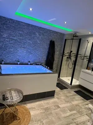 Plan de l'établissement Magnifique villa avec jacuzzi