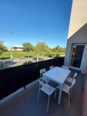 Balcon ou terrasse dans l'établissement Duplex blue and yellow- Groupama Stadium-Eurexpo-Lyon