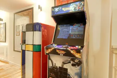 Salle de jeux dans l'établissement Hollywood Nostalgia, 8 personnes - Terreaux
