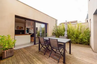 Balcon ou terrasse dans l'établissement Maison d'architecte Cercié