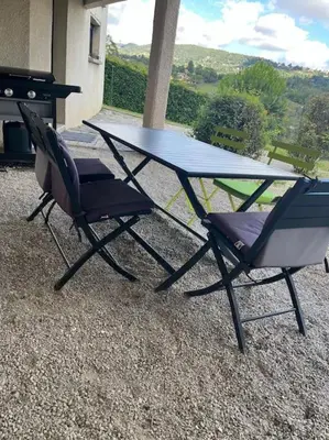 Vue générale sur la montagne ou vue sur la montagne depuis l'appartement