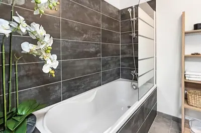 Salle de bains dans l'établissement Le Bronfleur