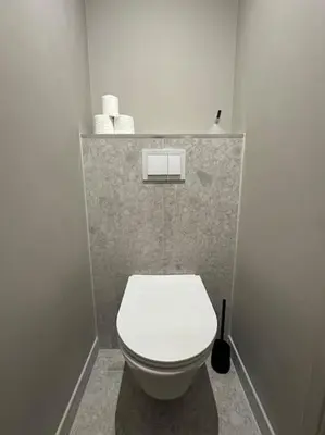 Salle de bains dans l'établissement Appartement Brignais Centre en face du pont romain