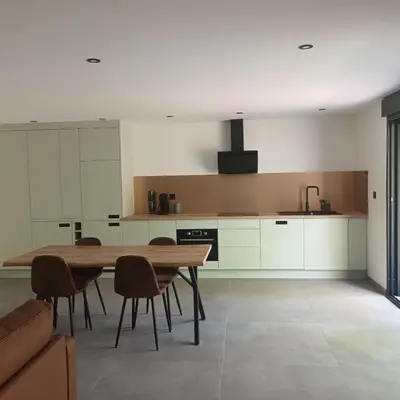 Cuisine ou kitchenette dans l'établissement Loft du Bugey
