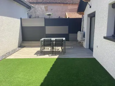 Terrasse ou espace extérieur de l'établissement Logement de Tiphanie et Quentin