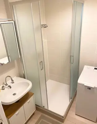 Salle de bains dans l'établissement Charmant appartement