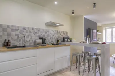 Cuisine ou kitchenette dans l'établissement Le choix de Jeanne, T2 lumineux confortable