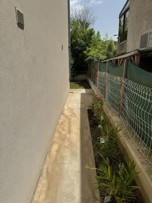 Jardin de l'établissement Maison avec Jardin Bron Centre Proche EUREXPO