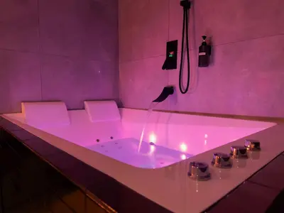 Plan de l'établissement SERENITY Suite - Love room Bonheur