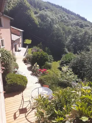 Vue générale sur la montagne ou vue sur la montagne depuis l'appartement