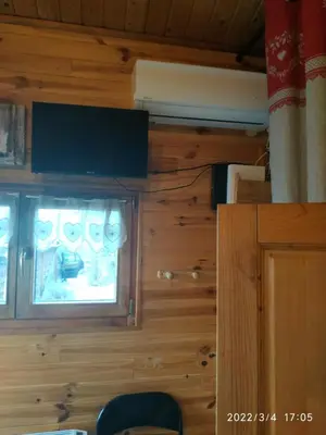 Télévision ou salle de divertissement dans l'établissement CHALET porte PILAT