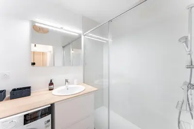 Salle de bains dans l'établissement MDOR - Montagari Appt à Lyon