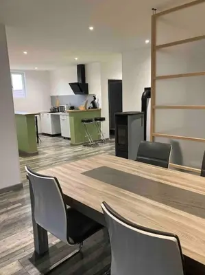 Cuisine ou kitchenette dans l'établissement Appart Flokeli à Perouges